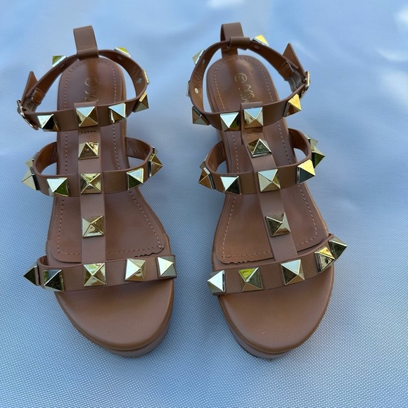 None Shoes - ✨ Brown Studded Platform Wedge Sandals – Gold Accents  size 7 .5